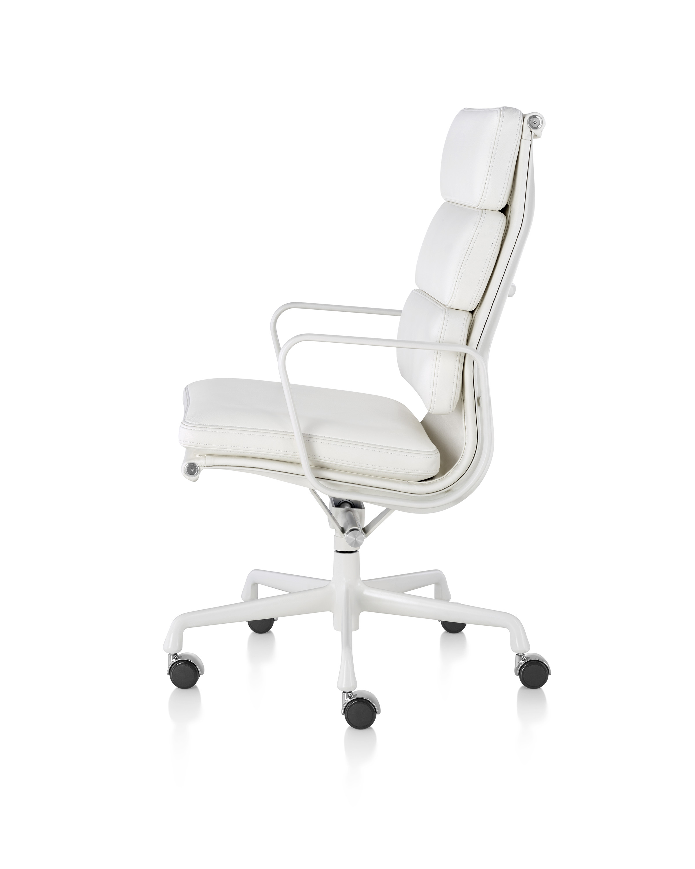 办公椅|现代真皮中班椅|办公火狐官方网站|火狐HUOHU（中国）火狐官方网站|伊姆斯软包大班椅